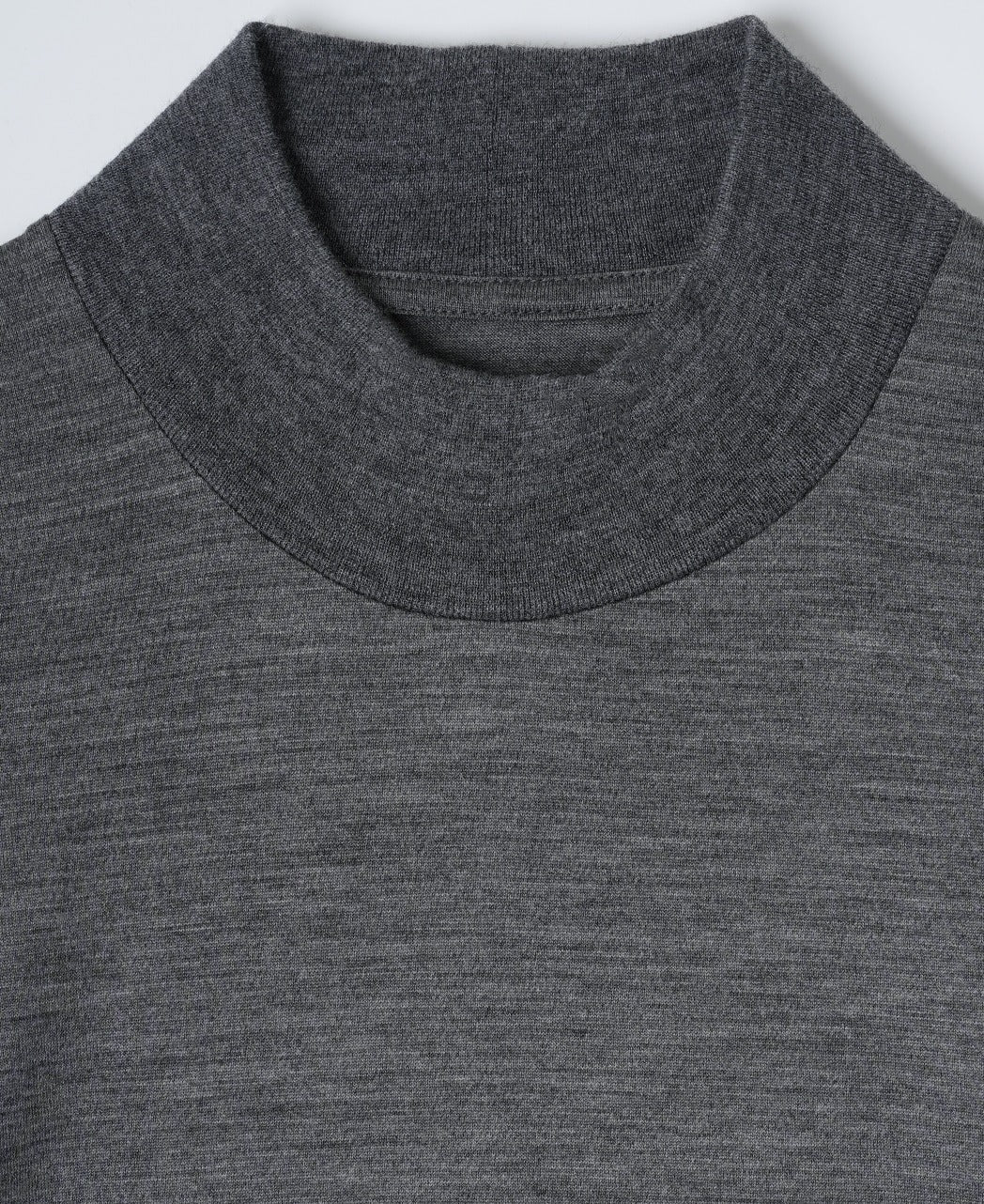 TNRCN MOCK NECK 半袖　sizeL TNRCN MOCK NECK 半袖 sizeL TNRCN MOCK NECK 半袖 sizeL TNRCN